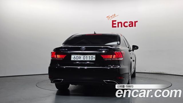 Lexus LS 2016 — photo 4