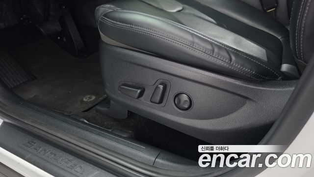 Hyundai Santafe 2022 — photo 24