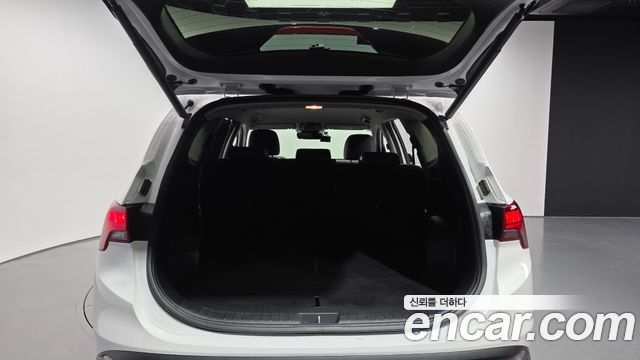 Hyundai Santafe 2022 — photo 26