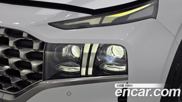 Hyundai Santafe 2022 — photo 8