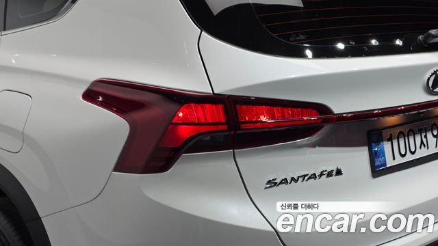 Hyundai Santafe 2022 — photo 9