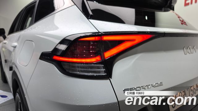 Kia Sportage 2022 — photo 9