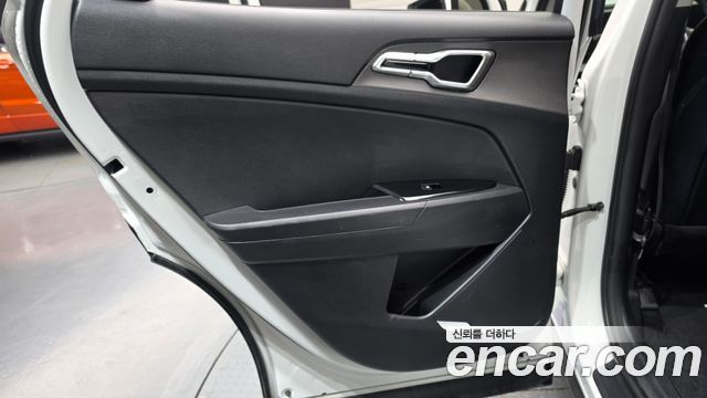 Kia Sportage 2022 — photo 15