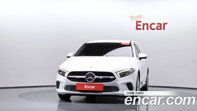 Mercedes-Benz A-Class 2020 — photo 3