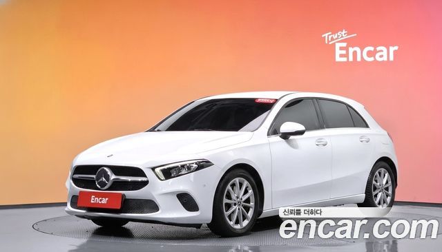 Mercedes-Benz A-Class 2020 — photo 1