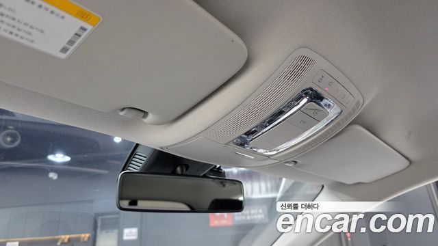 Mercedes-Benz A-Class 2020 — photo 28