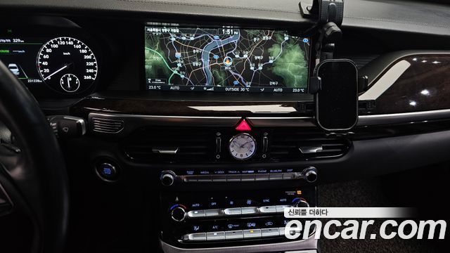 Genesis EQ900 2016 — photo 14