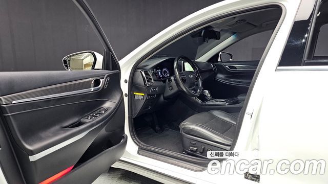 Hyundai Grandeur 2019 — photo 13