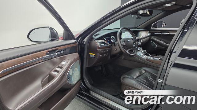 Genesis G90 2019 — photo 13
