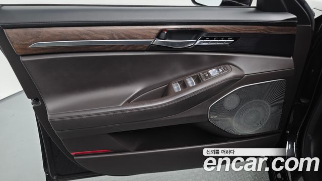 Genesis G90 2019 — photo 14