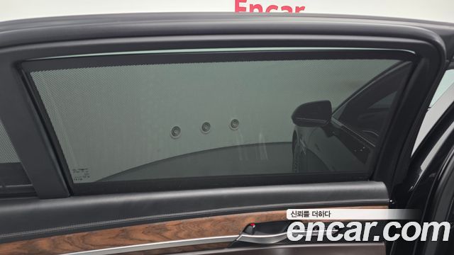 Genesis G90 2019 — photo 27