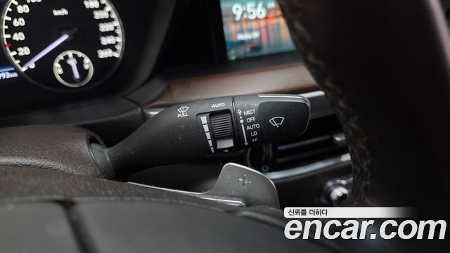 Genesis G90 2019 — photo 41