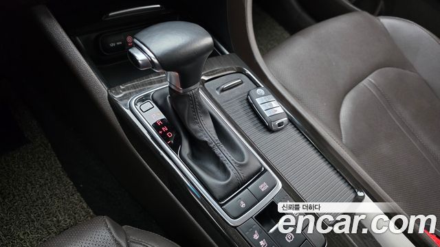Kia K5 2020 — photo 9