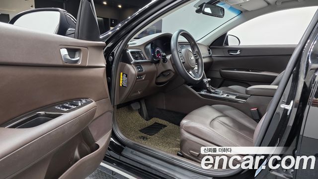 Kia K5 2020 — photo 10
