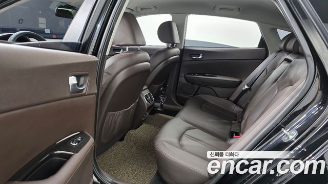 Kia K5 2020 — photo 12