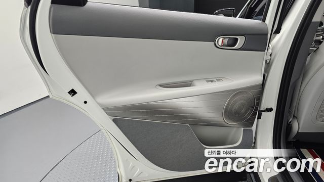 Hyundai Nexo 2023 — photo 15