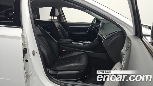 Hyundai Sonata 2023 — photo 13