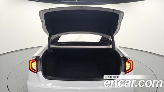 Hyundai Sonata 2023 — photo 26