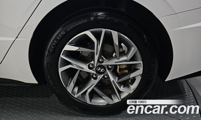 Hyundai Sonata 2023 — photo 7