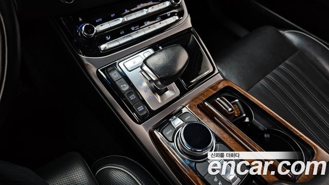 Genesis EQ900 2017 — photo 9