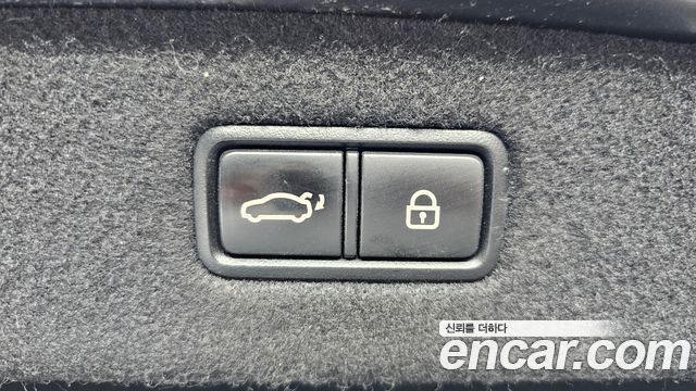Genesis EQ900 2017 — photo 20