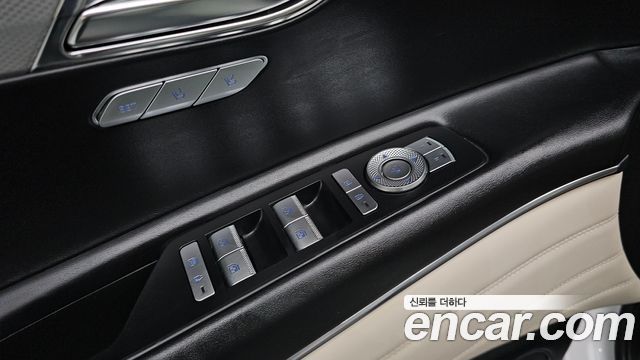 Genesis GV80 2023 — photo 17