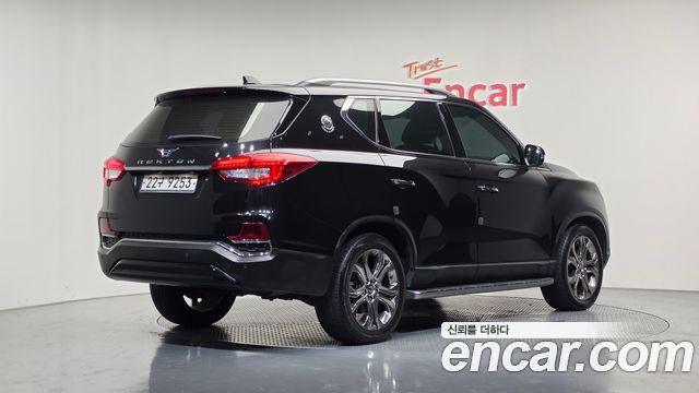 KG Mobility Rexton 2018 — photo 2