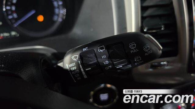 KG Mobility Rexton 2018 — photo 28