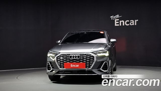 Audi Q3 2024 — photo 3