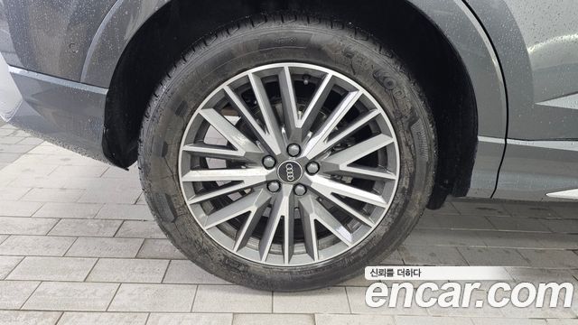 Audi Q3 2024 — photo 5