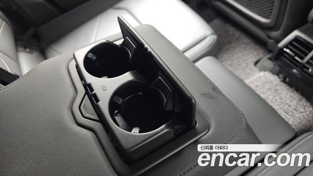 Audi Q3 2024 — photo 32