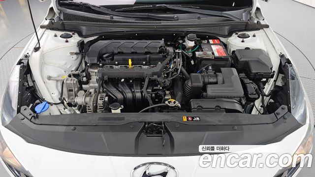 Hyundai AVANTE 2021 — photo 6