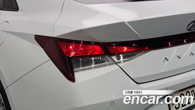 Hyundai AVANTE 2021 — photo 9
