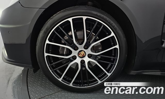 Porsche Panamera 2022 — photo 5
