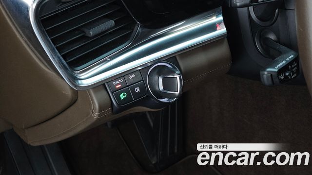 Porsche Panamera 2022 — photo 20