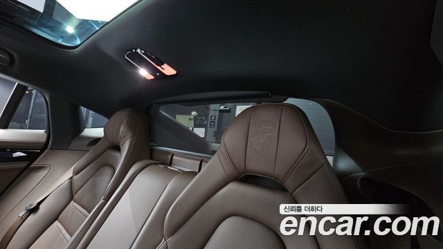 Porsche Panamera 2022 — photo 25