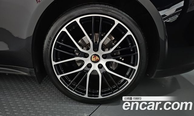 Porsche Panamera 2022 — photo 7