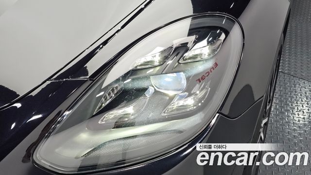 Porsche Panamera 2022 — photo 8