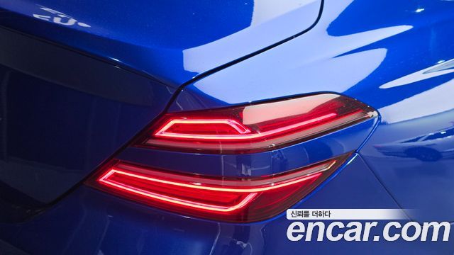 Genesis G70 2023 — photo 9