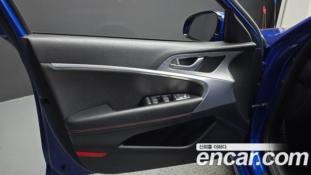 Genesis G70 2023 — photo 14