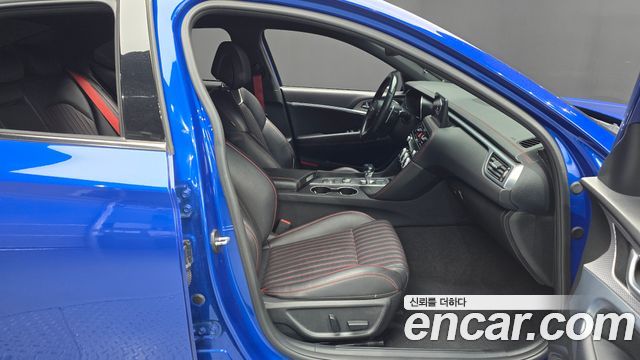Genesis G70 2023 — photo 16
