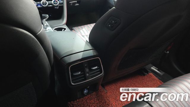 Genesis G70 2023 — photo 32