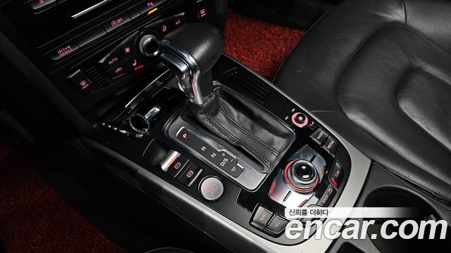 Audi A4 2015 — photo 9