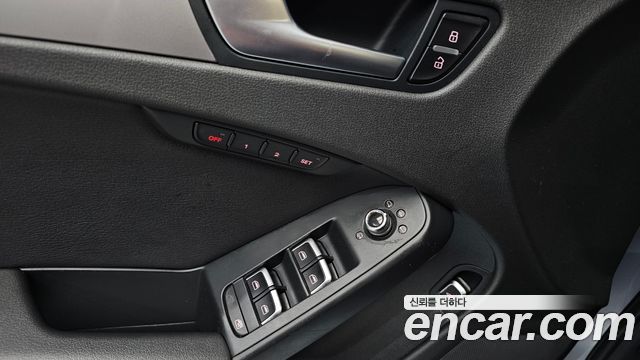 Audi A4 2015 — photo 12
