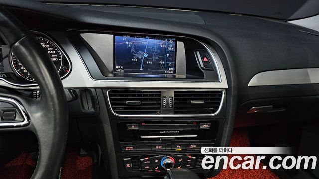 Audi A4 2015 — photo 14