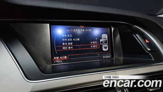 Audi A4 2015 — photo 16