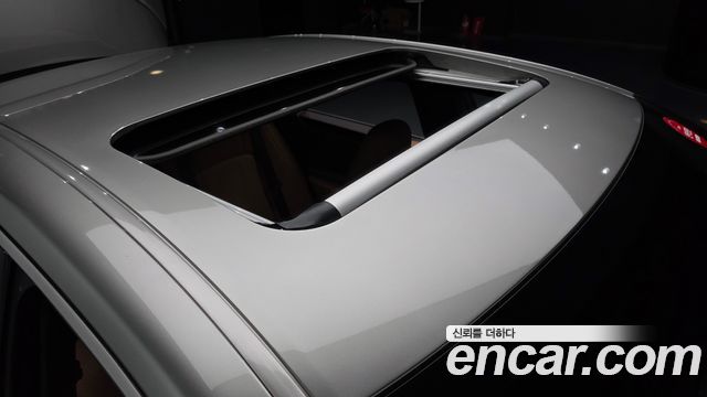 Lexus ES 2021 — photo 25