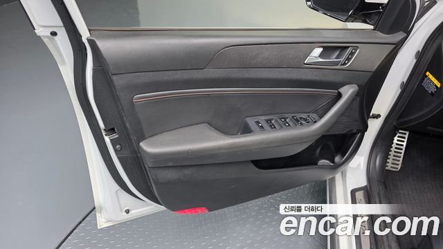Hyundai Sonata 2016 — photo 14