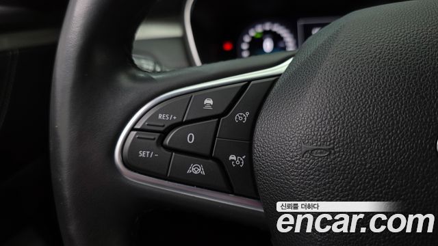 Renault Korea SM6 2021 — photo 24