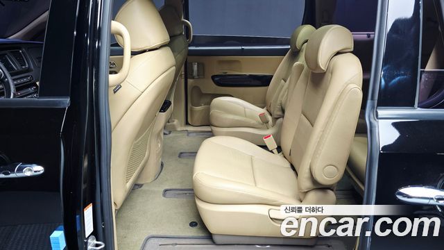 Kia Canival 2019 — photo 19